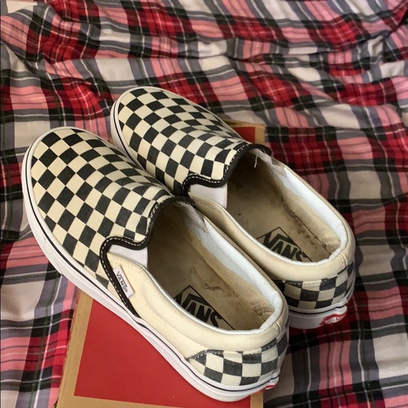 how to clean the inside of vans